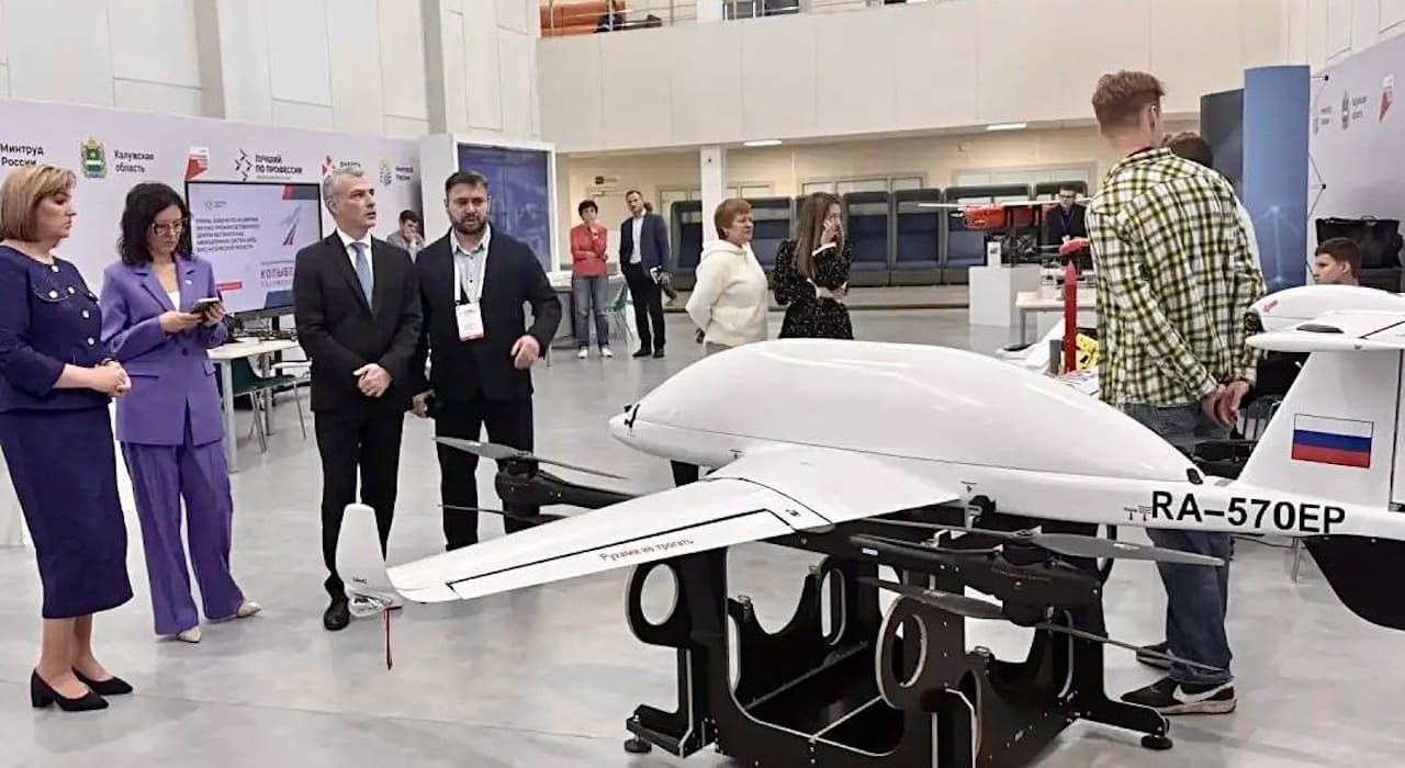 Калужская область готовит специалистов для управления агродронами