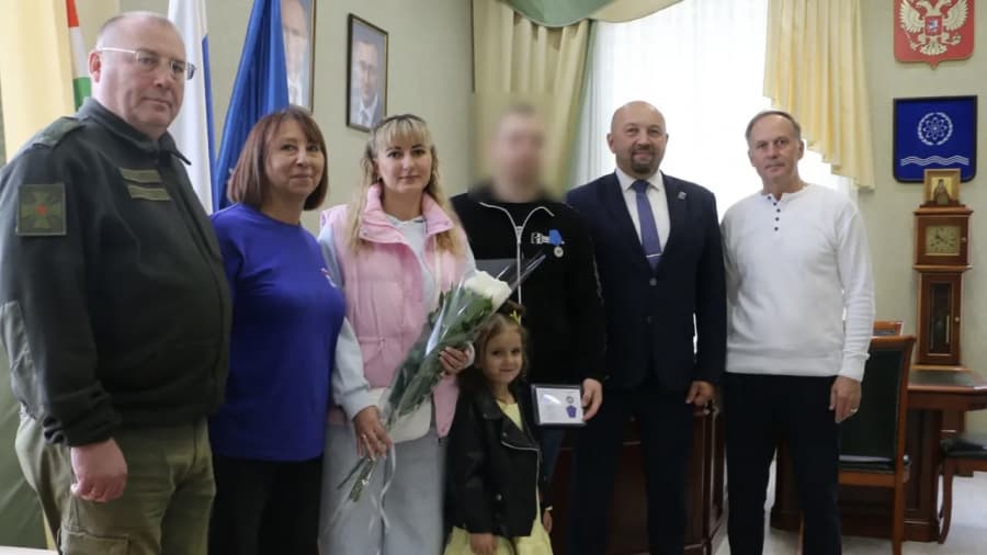 Участник СВО Константин Князев награжден медалью «Своих не бросаем»