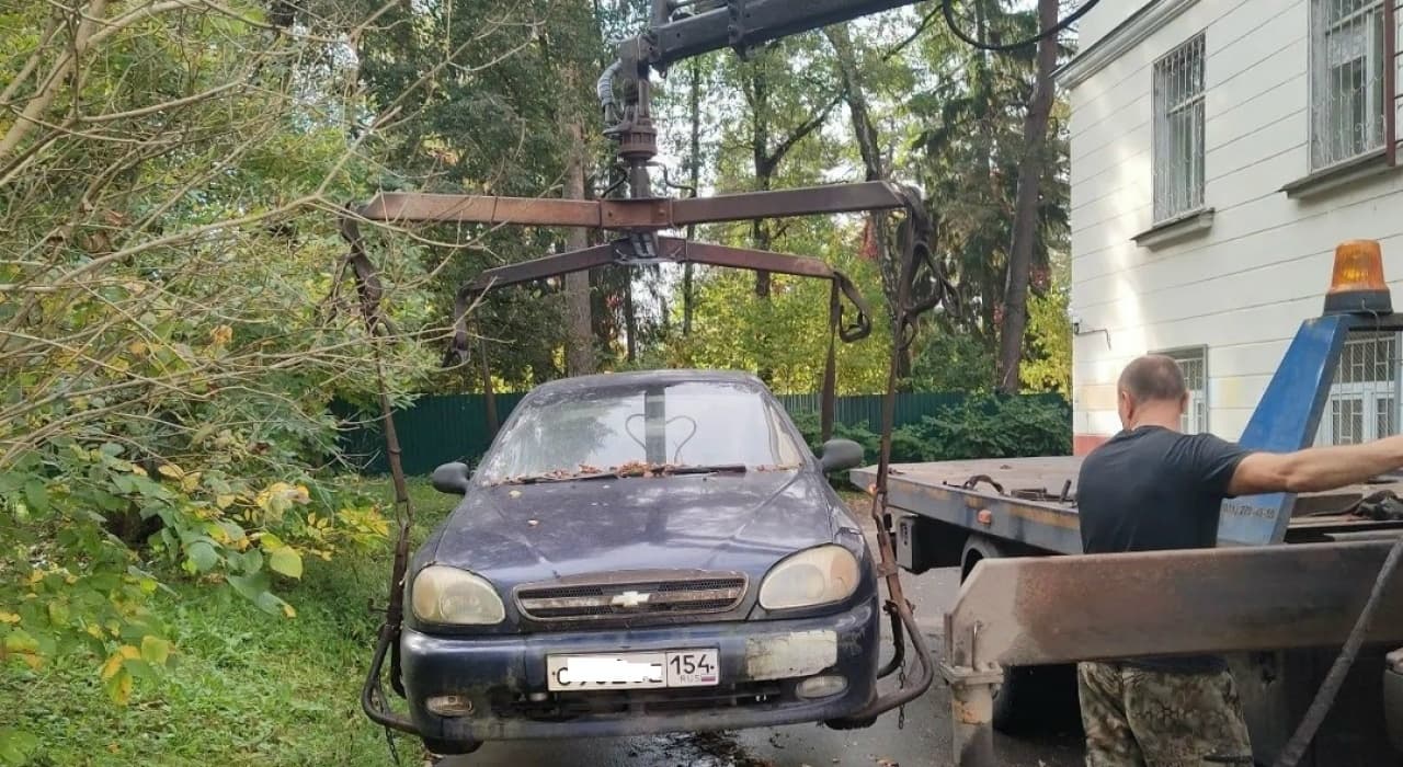 На обнинскую муниципальную стоянку отправили еще три автомобиля