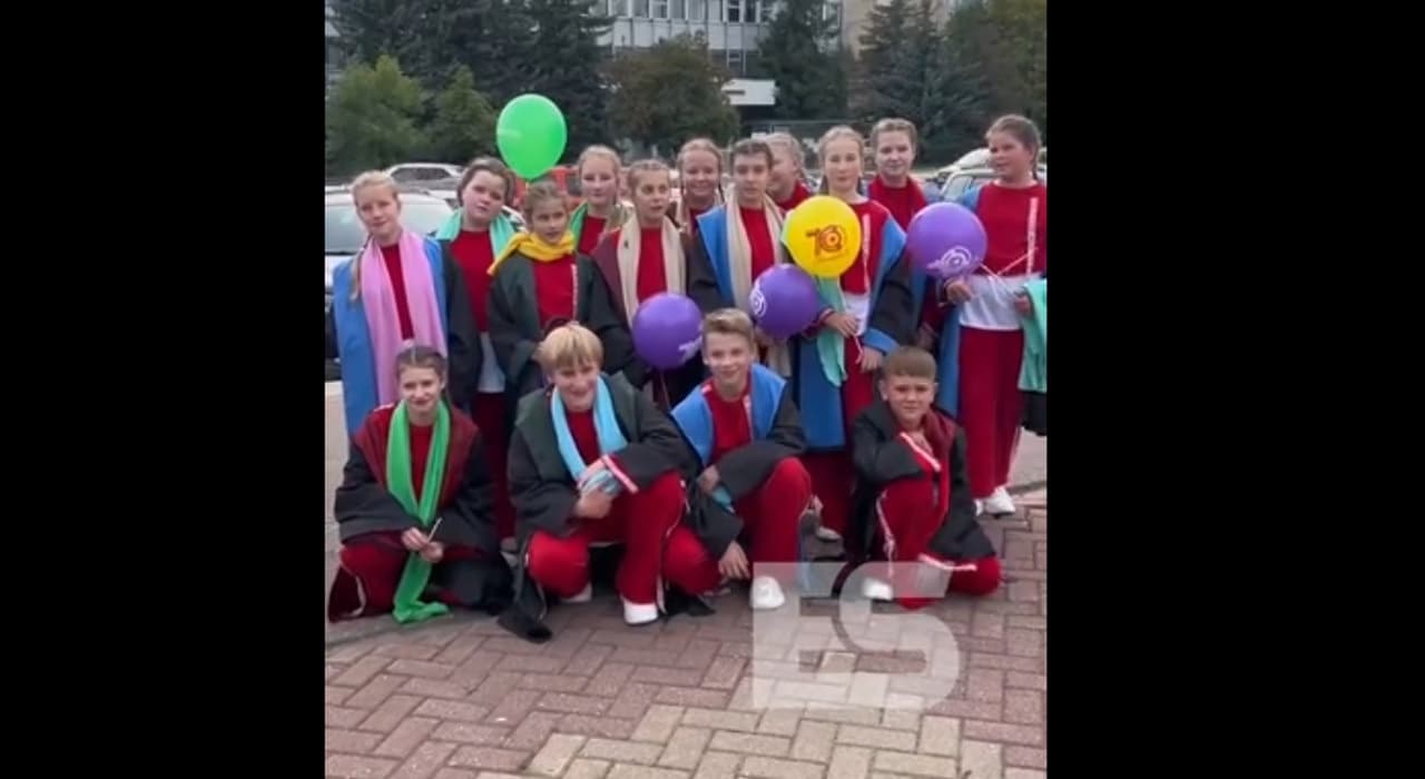 Счастливые дети, музыка, танцы — так в Обнинске отметили 1 сентября у ГДК